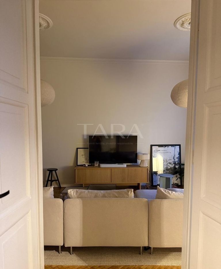 Apartament in imobil istoric, zona centrală in Cluj-Napoca, mobilat. - Poză 3