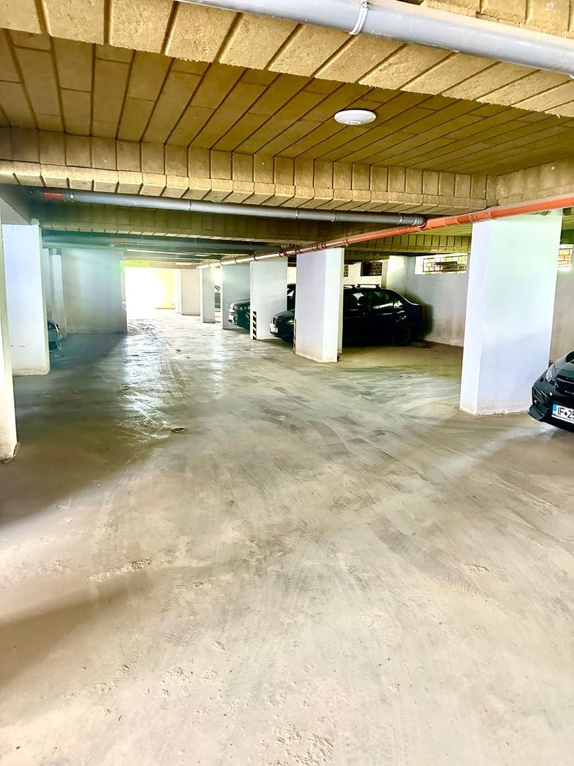 Apartament 2 camere,suprafata generoasa,mobilat si utilat,loc parcare subteran - Poză 16