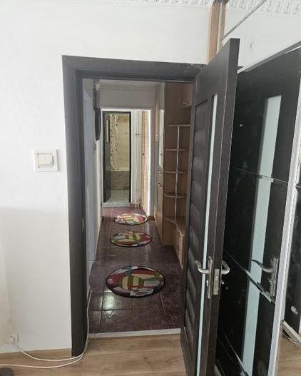 Apartament 2 camere decomandat Crangasi la cateva minute de metrou - Poză 12