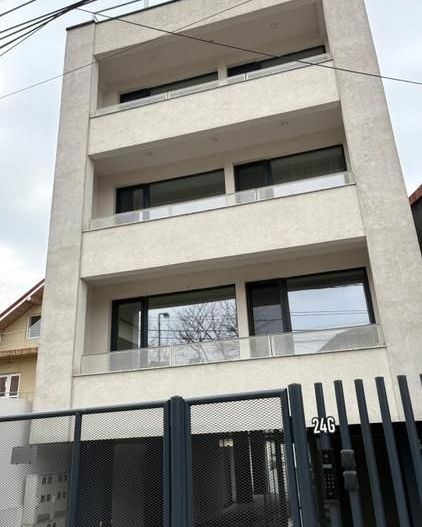 Apartament modern, centrala, balcon, pet friendly, parcare inclusa - Poză 6