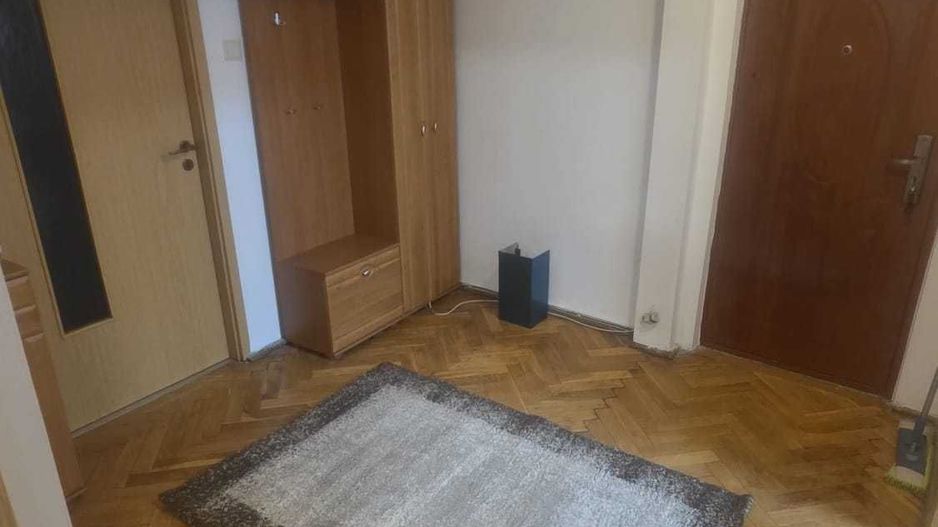 Spitalul Județean | 3 Camere | Etaj 2 | Centrala proprie - Poză 4