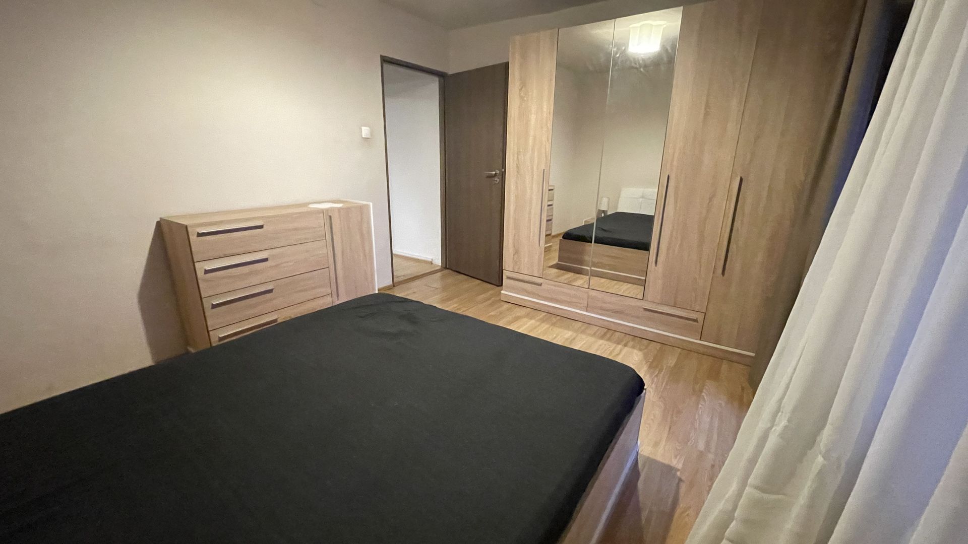 Apartament 2 camere,etajul 1,doua balcoane -zona Bucovina - Poză 14