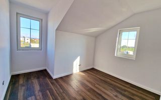 Duplex superb cu 4 camere si dressing | Mosnita Veche | Lidl - Poză 10