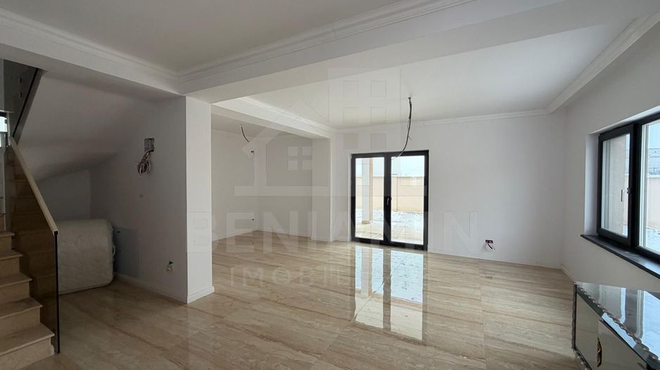 Casa P+1 Toate utilitatile 400mp teren-3 dormitoare-3 bai-La cheie - Poză 2
