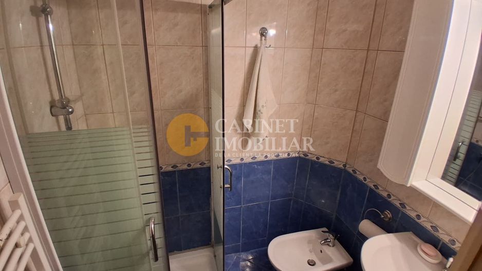 2 camere,  Decomandat, parter, zona Copou Iasi - Poză 4