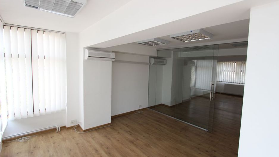 Imobil birouri in zona ultracentrala - Poză 20