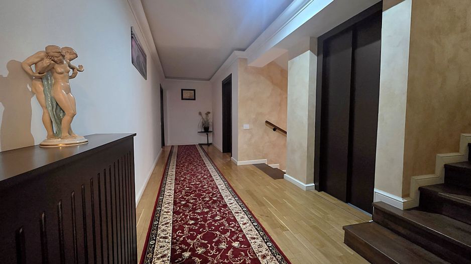 Vilă excepțională cu lift, piscina și teren de 1000 mp | VOLUNTARI - Poză 8