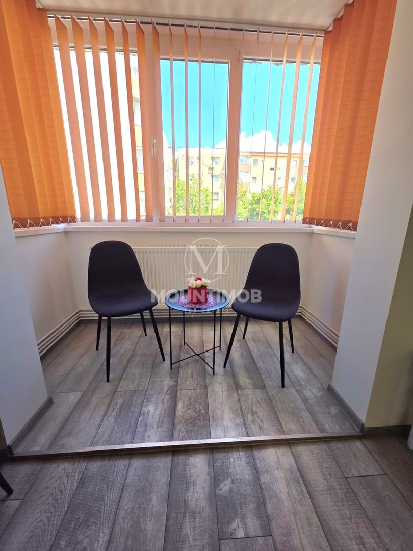 Apartament 2 camere, prima inchiriere, Tractorul/Brasov - Poză 2