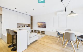 Apartament spațios, vedere și facilități premium - Poză 10