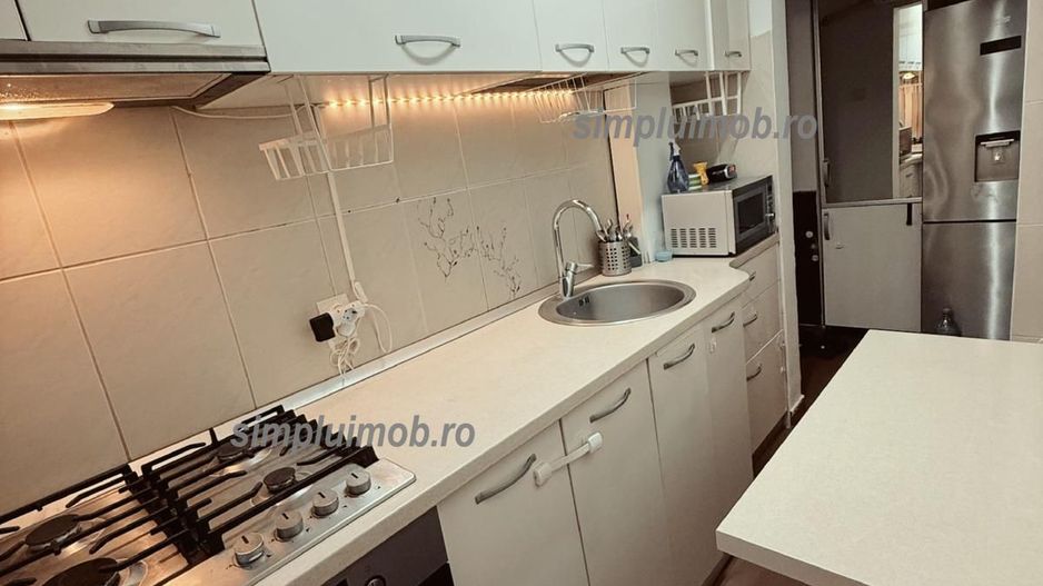 Loc de Parcare Decomandat Renovat 2 Camere Huedin - Poză 7