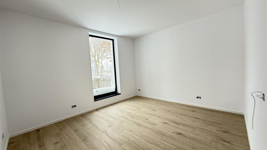 De vanzare Vila Str. Daliei - Petresti Corbeanca Ilfov - Poză 9
