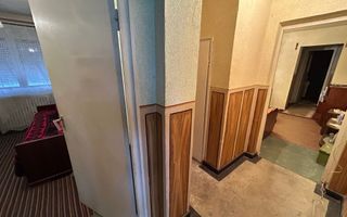 Apartament 3 camere, 47mp  - Cugir - Poză 8