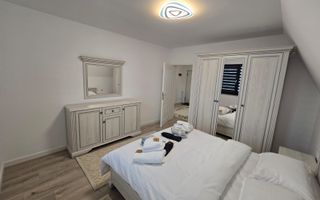 Apartament spațios 3 camere I Central I Rădăuți - Poză 5