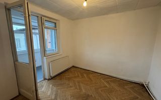 APARTAMENT 3 CAMERE ETAJ 4 CAMPULUNG VISOI - Poză 3