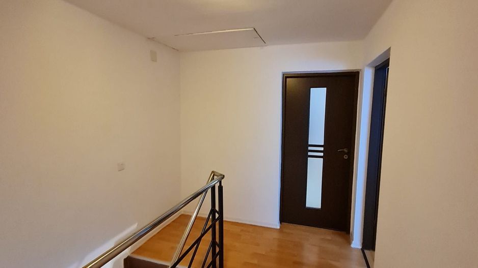 Casa ideală pentru investiție-spațiu comercial/birourii - Poză 16