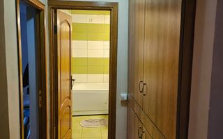 Apartament cu 3 camere ~ zona Brosteni / Colegiu ~ etaj 3 din 4 - Poză 5