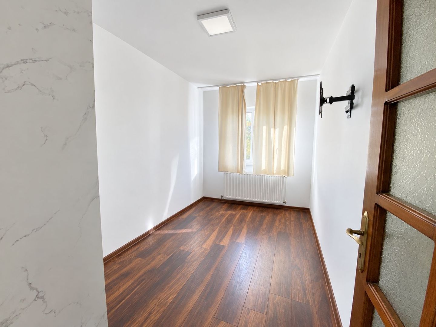 COMISION 0%, Apartament 3 Camere, Decomandat, 2 Balcoane, Zona Lipovei - Poză 3