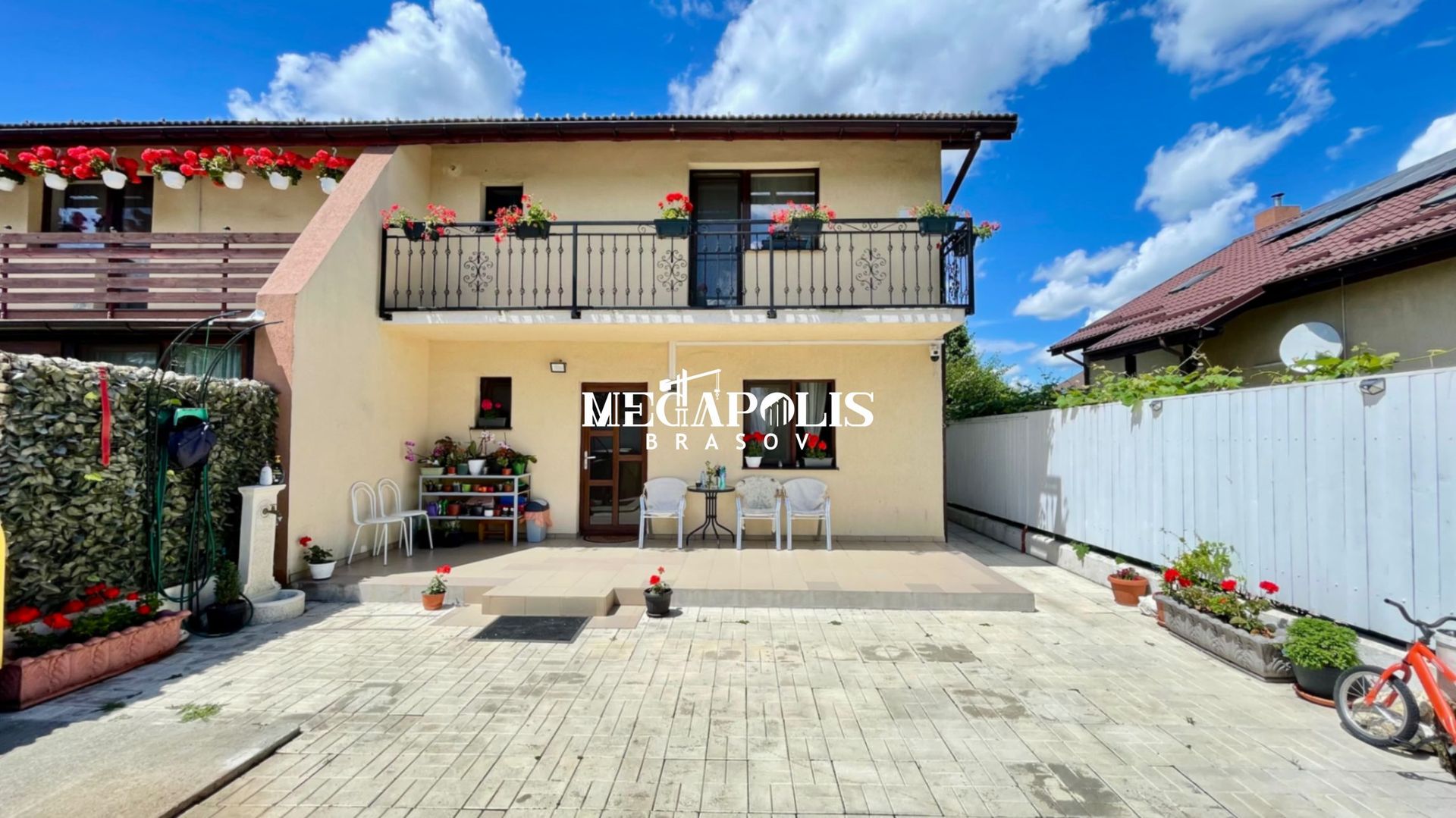 Duplex 3 camere | Drum asfaltat | Beci - Poză 1