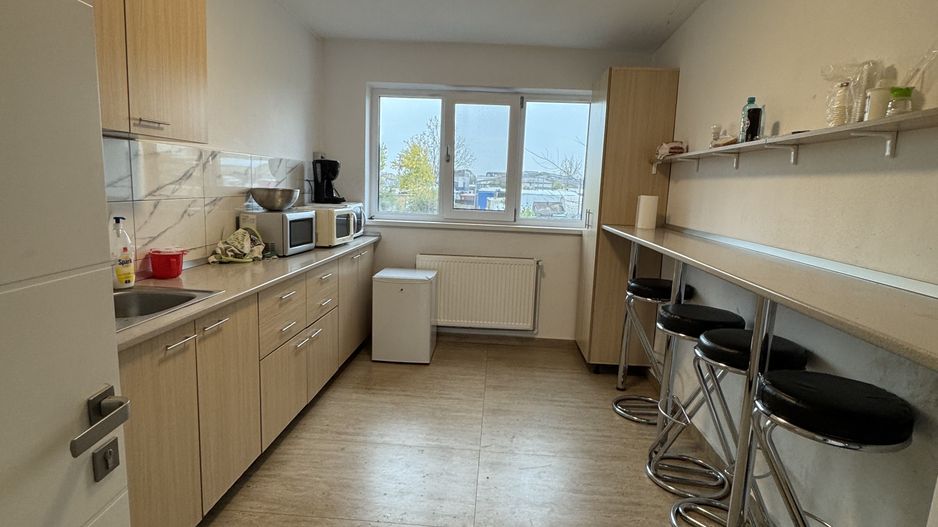 Spatii birouri de inchiriat renovate moderne L329 - Poză 22