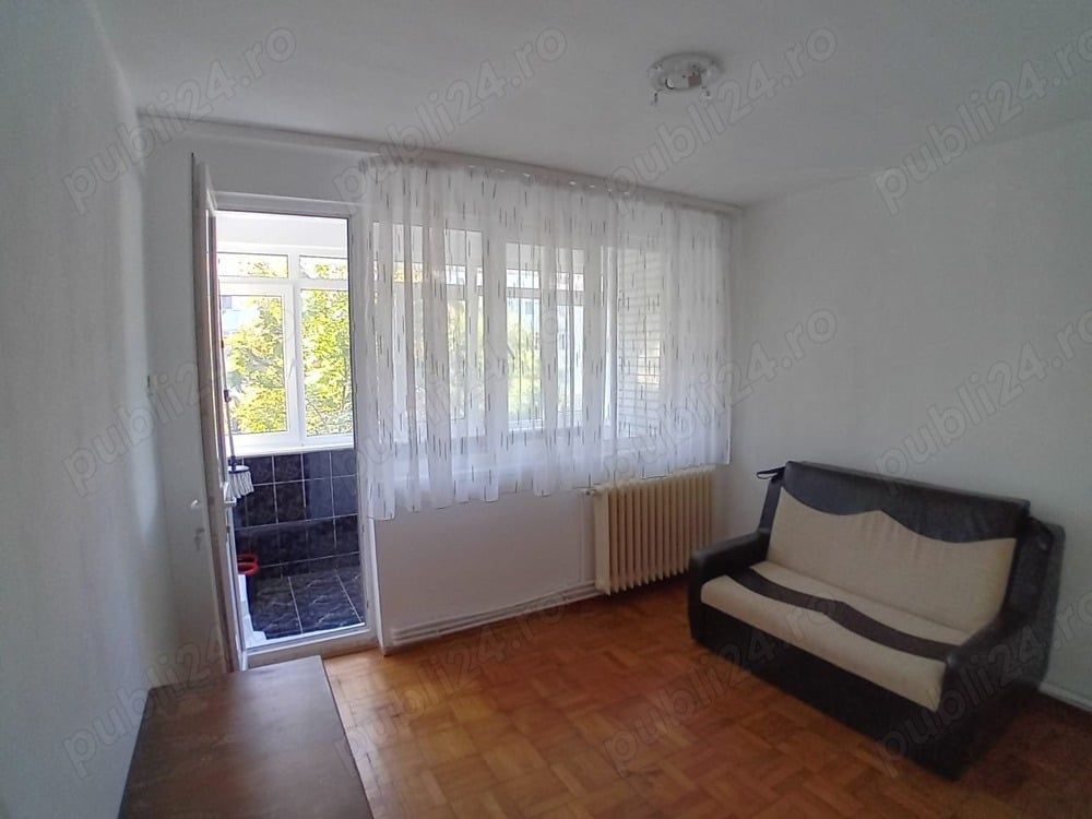 Apartament 3 camere, Micro16, Complex Siret - Poză 3
