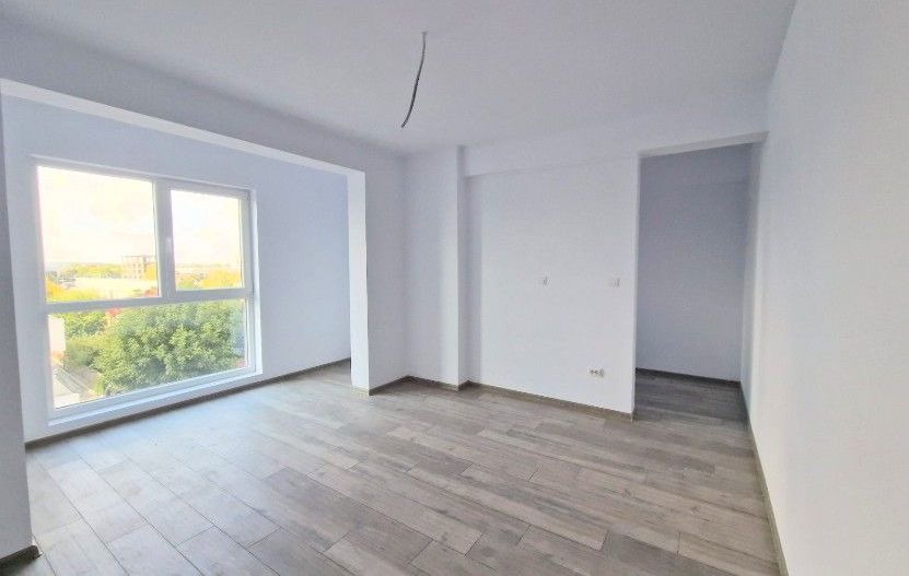Apartament 2 camere Otopeni | bloc cu lift | 10 minute pe jos de centru - Poză 1