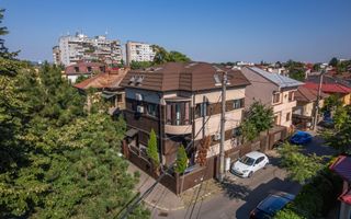VILĂ CU PERSONALITATE ȘI ISTORIE Ploiești – Strada Sighet nr. 6 - Poză 1