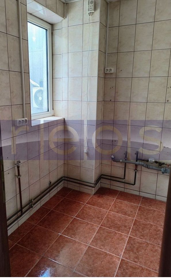 DE VANZARE APARTAMENT 2 CAMERE 46 MP | DECOMANDAT| METROU LUJERULUI - Poză 4