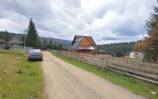 Proprietate unica! Teren generos cu iesire la lac! - Poză 7