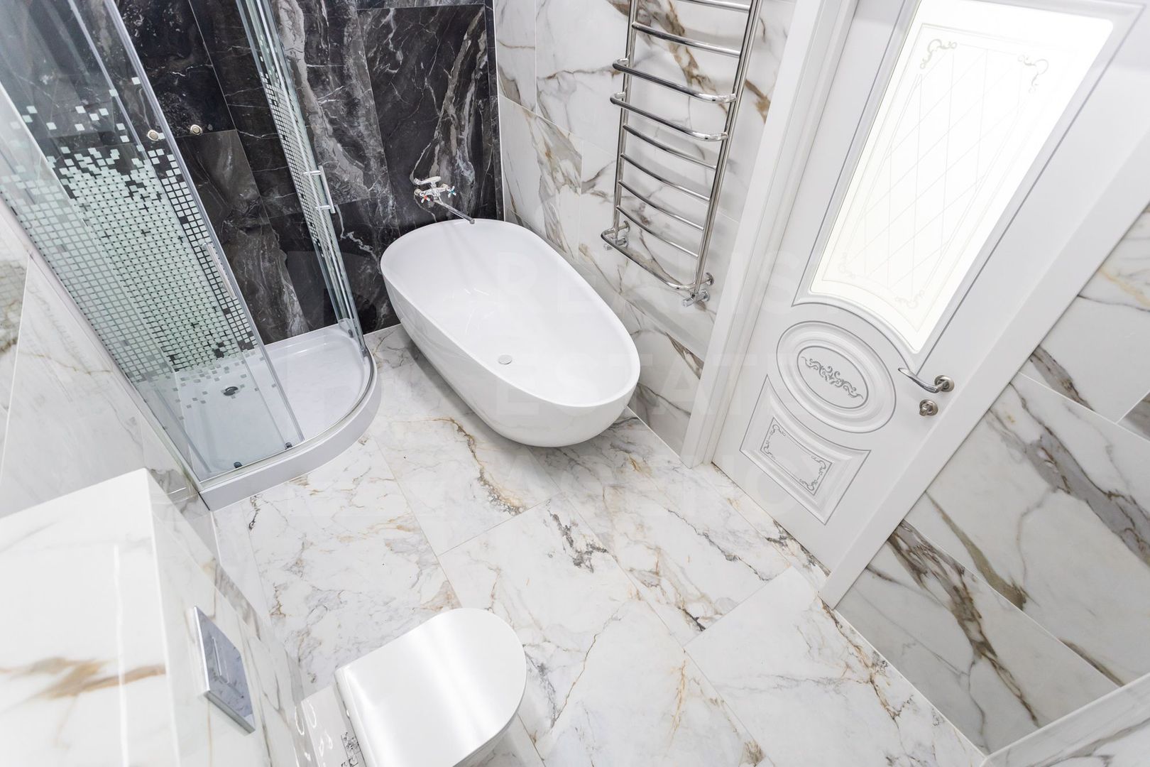 Vânzare, apartament cu 2 camere în Complexul Oasis - Poză 9