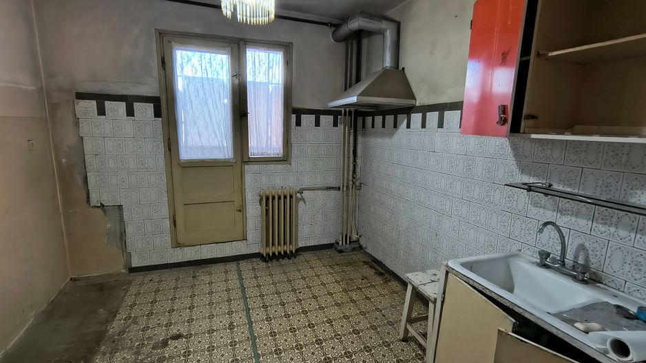 Apartament 3 camere semidecomandat Berceni - Poză 6