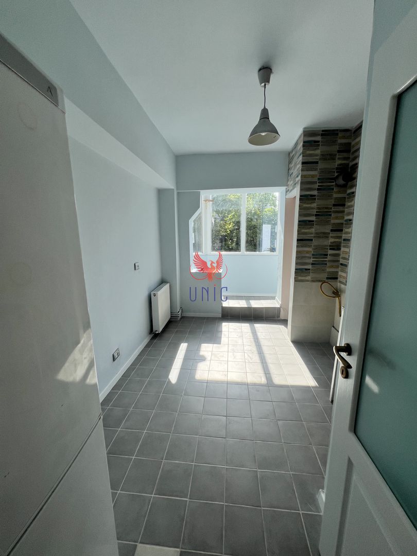 4 decomandate- 100 mp-etaj 1-Rovine - Poză 27