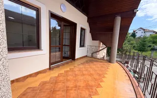Spațiu de birouri PREMIUM | 160 mp | Vila renovată | Platou | Parcare - Poză 12