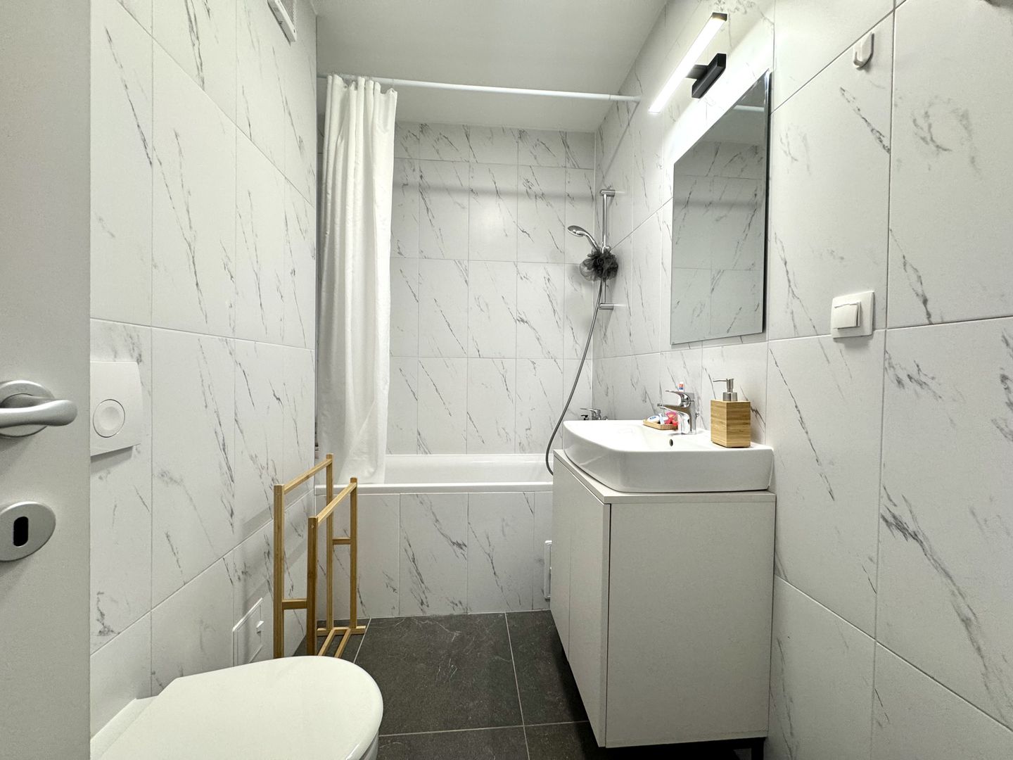 Eleganță la apus – apartament 3 camere, în zona Lipovei, lângă pădure - Poză 11