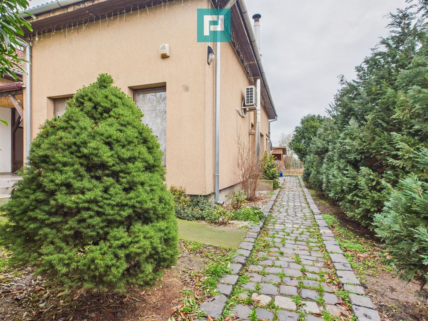 Casă individuală spațioasă, la 10 km de Timișoara - Poză 21