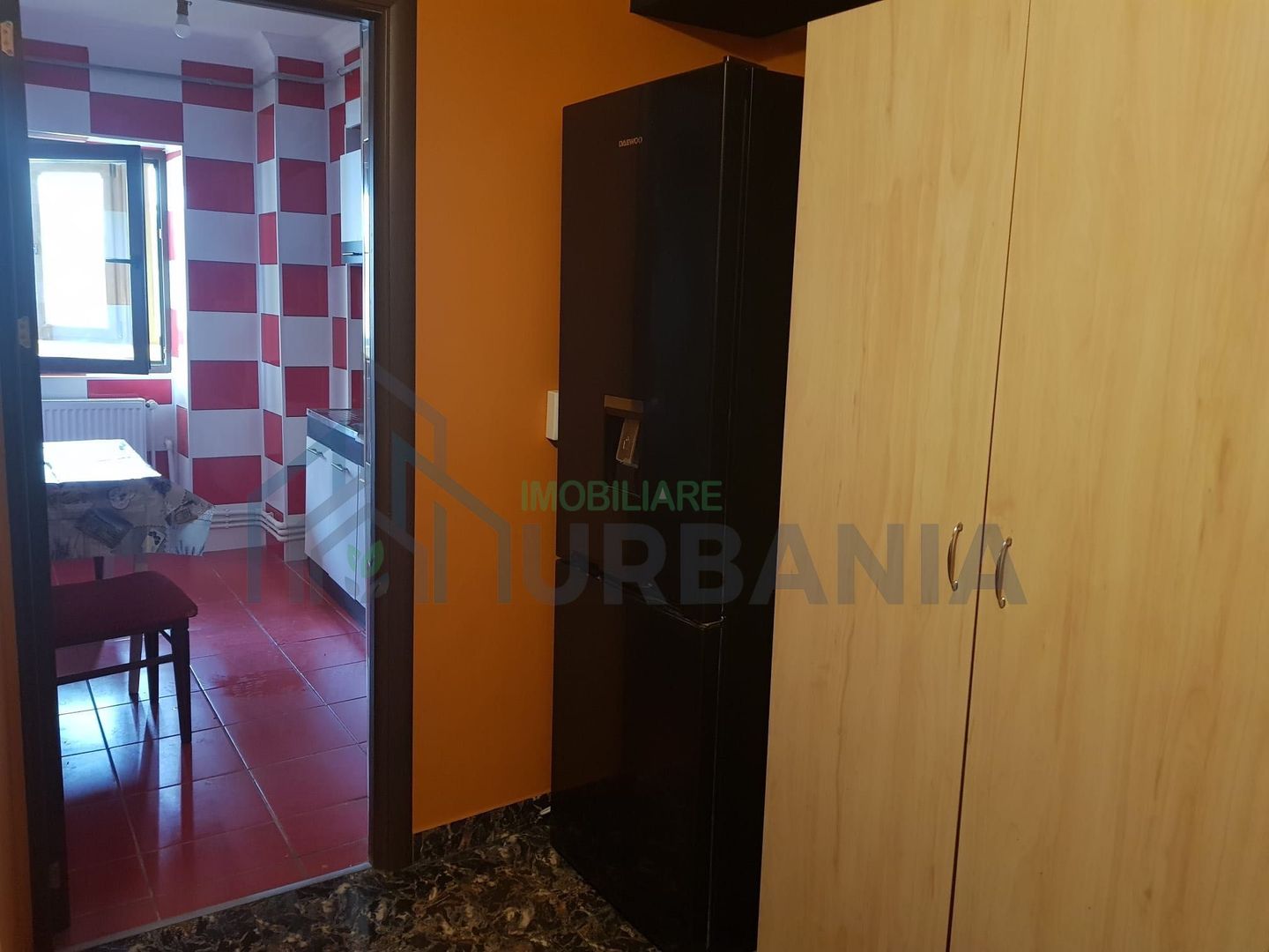 Apartament cu 1 cameră, decomandat, 42 m2, de închiriat în cartierul Nicolina 1 - Poză 4