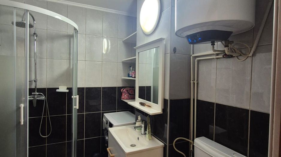 Intrare Racadau, garsonieră mobilată si utilată - Poză 4