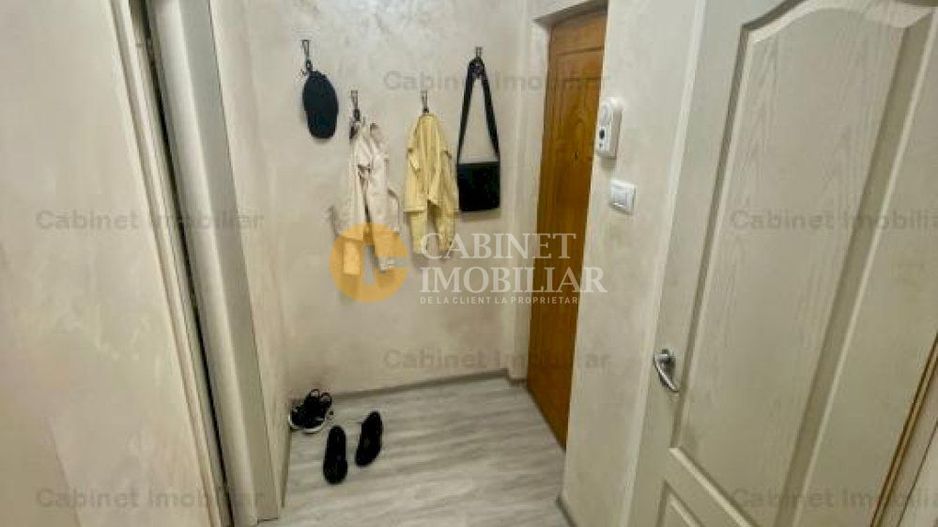 Apartament 2 Camere - Parter - La Bulevard - Zona Podu Ros - Poză 4