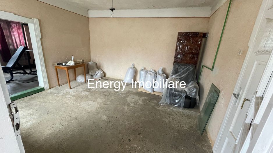 Casă de vânzare în satul Pănet - Poză 2