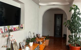 Vila S+P+1+M Lapus, str Paunitei - Poză 23