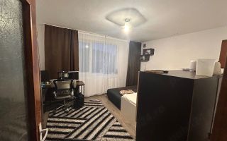 TATARASI - 2 CAMERE - ETAJUL 2 - BLOC DUPA 2000 - Poză 2