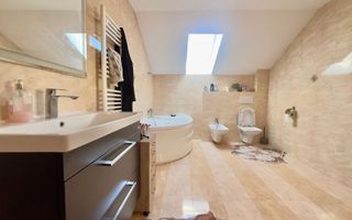 Vilă P+M cu teren de 4.200 mp – Onești - Poză 29