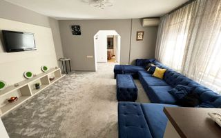 Casa P+M, cu 5 camere, zona Central - Poză 3