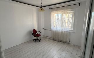 2 camere | Calea Mosilor | Bloc 1983 I Etaj 3/8 - Poză 3