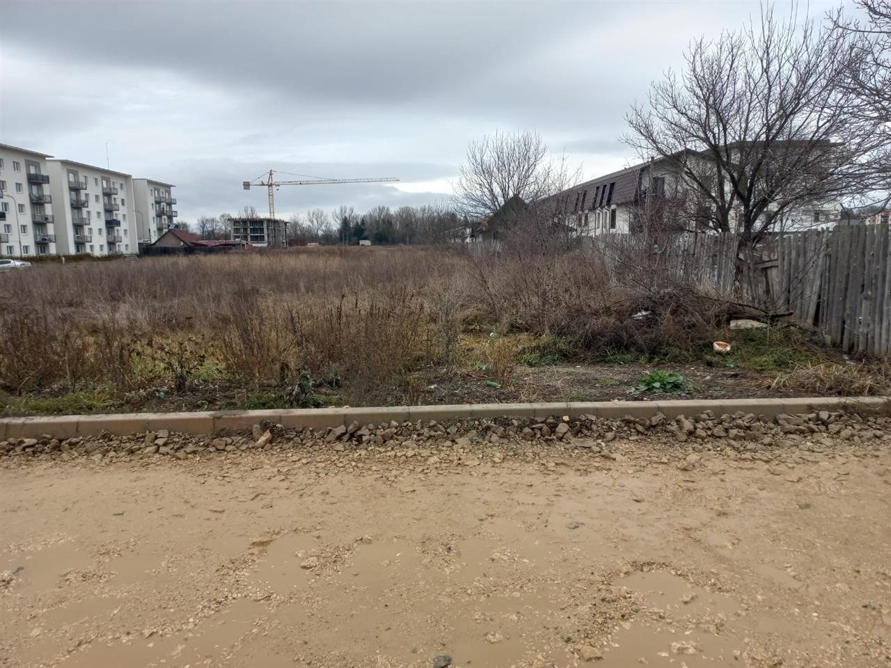 Investitional/ proiect rezidential case/ blocuri, 4,500 mp, Tractorul, Brasov - Poză 2