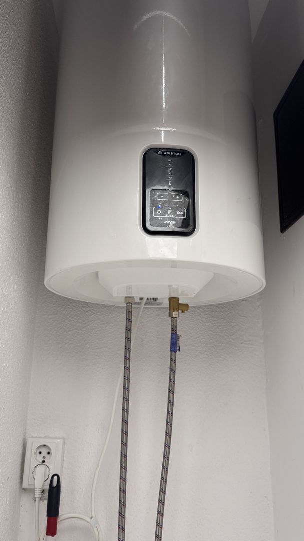 Apartament LUX 2 camere Calea Mosilor, bloc reabilitat - Poză 8