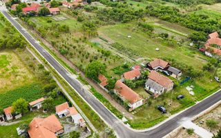 Casa Babsa, comuna Balint 2084mp teren - Poză 2