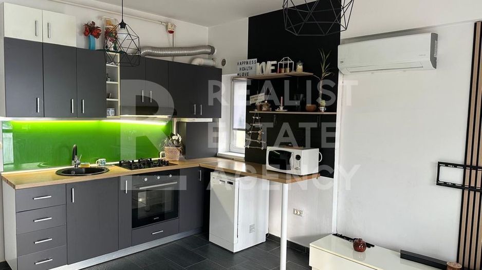 Vânzare, apartament cu 3 camere în zona Militari Residence - Poză 2