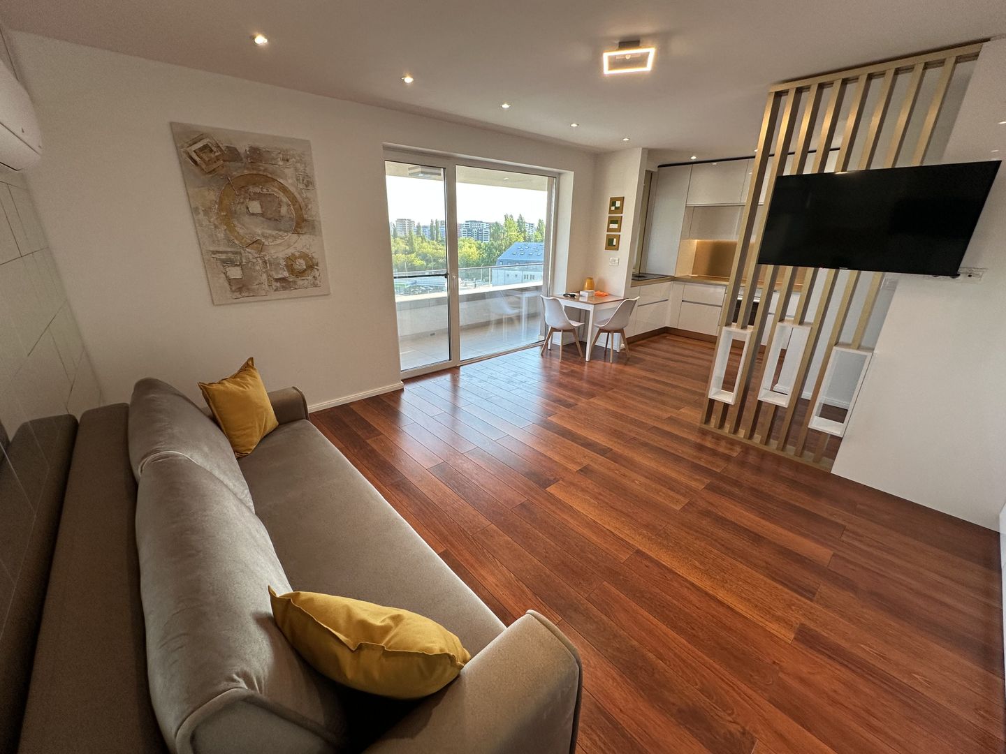 Apartament la prima inchiriere - Poză 19