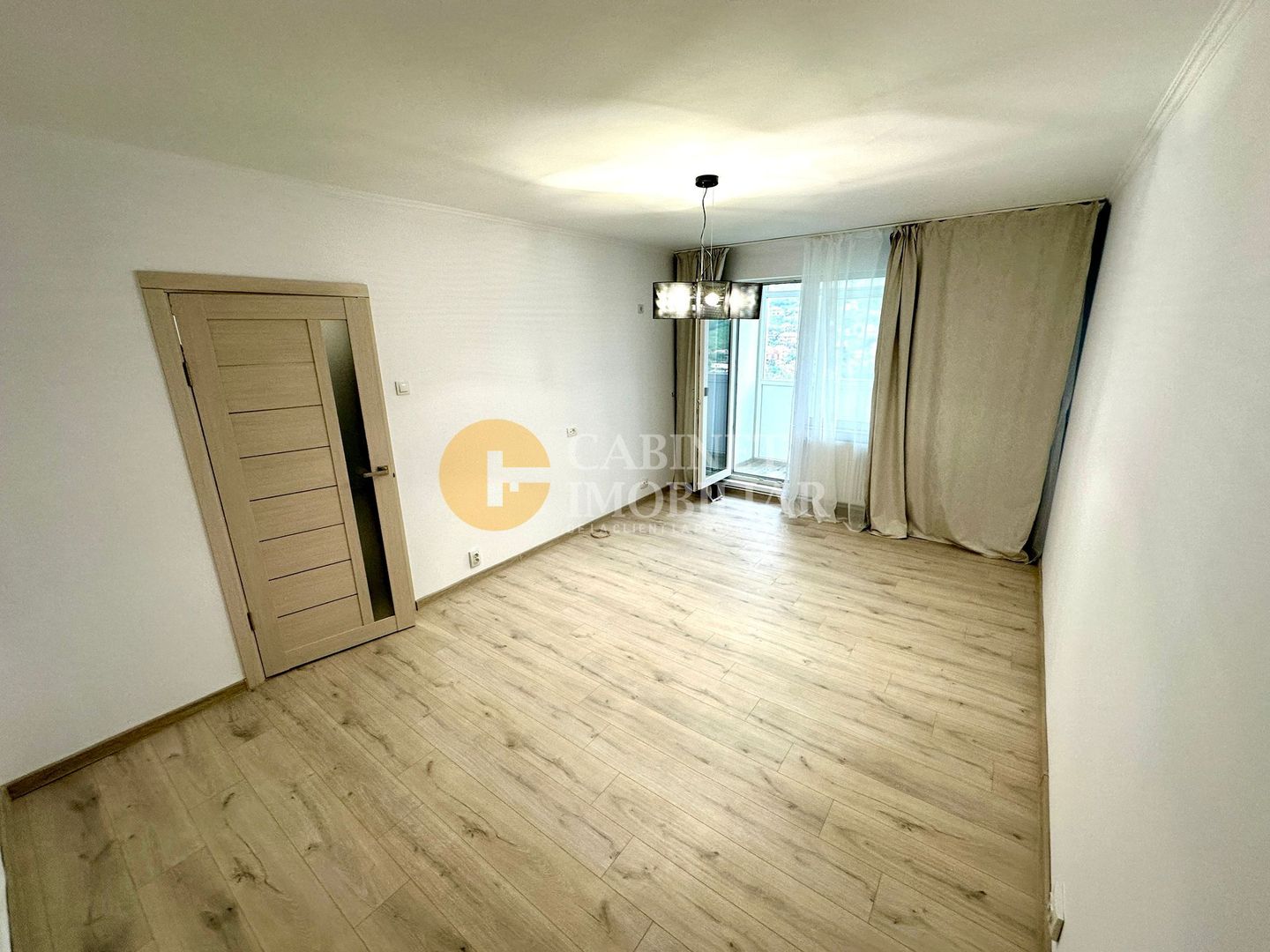2 Camere Decomandat - Renovat/Liber - Zona Alexandru Cel Bun - Poză 2