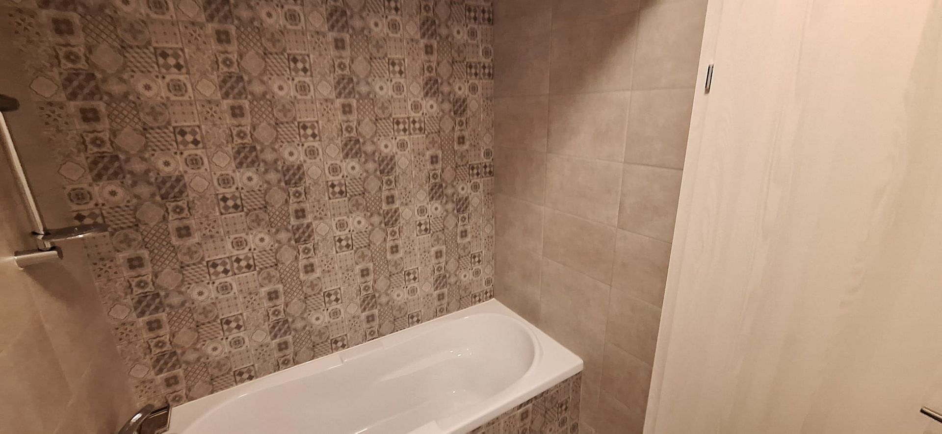 Apartament 2 camere decomandat Metrou Aparatori - Drumul Binelui - Poză 16